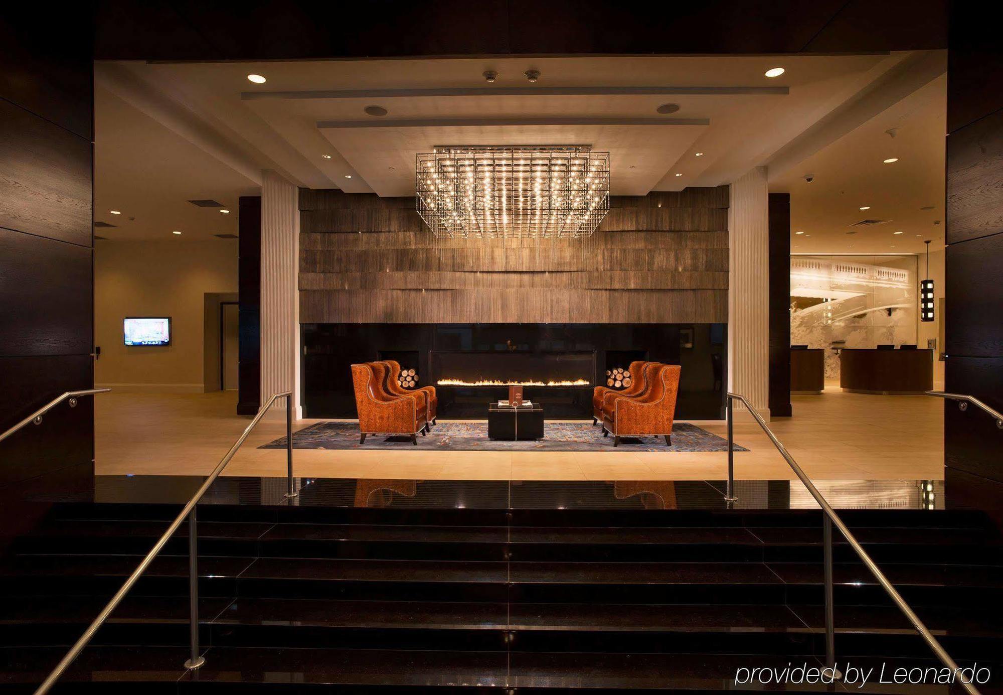 Отель Milwaukee Marriott Downtown Экстерьер фото